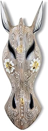 G6 Collection Wooden Whitewashed Giraffe Wall Decor