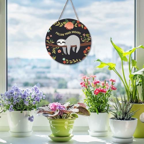 Sloth Wreath Door Hanger for Front Entrance Welcome Sign
