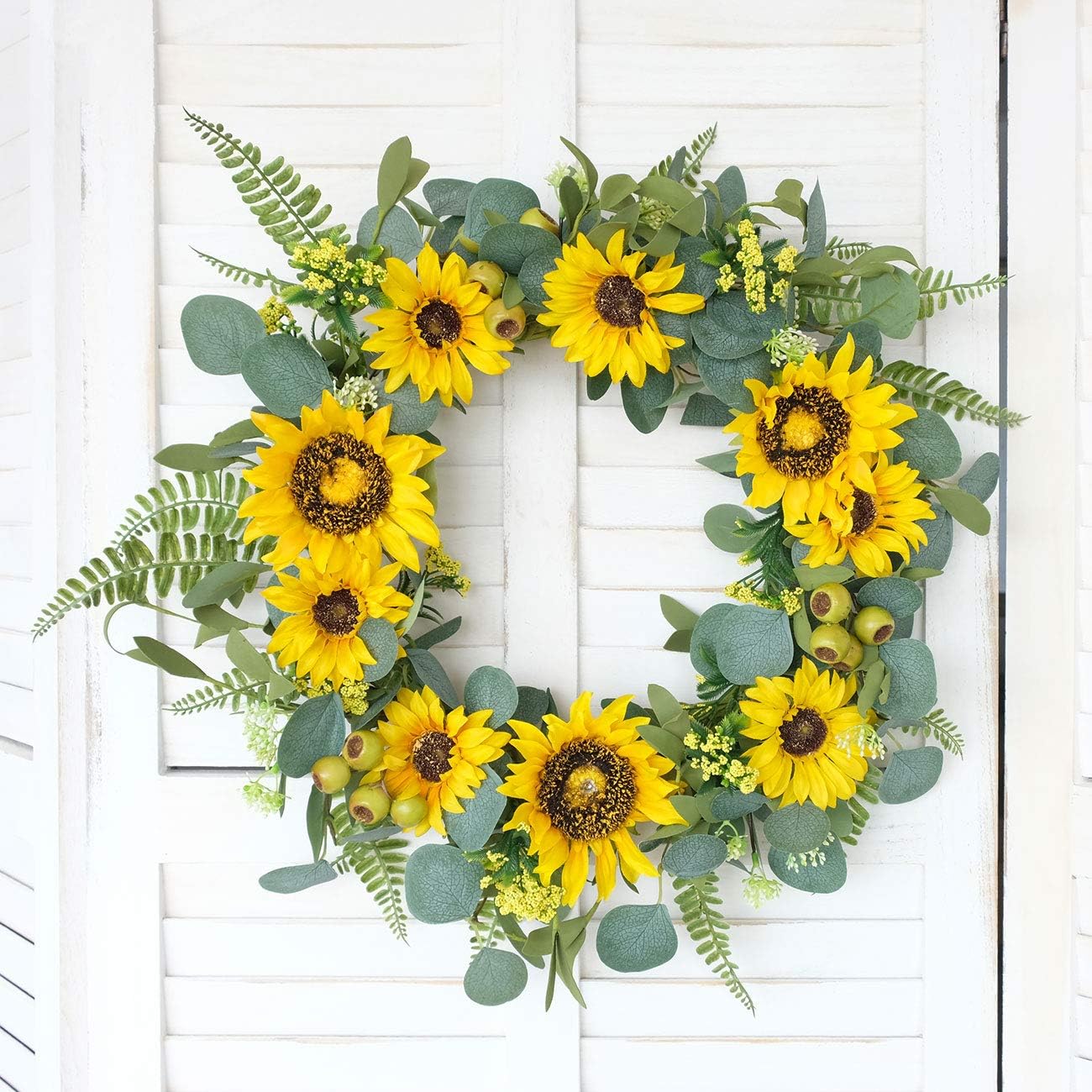 Idyllic 18 Inch Artificial Sunflower Wreath