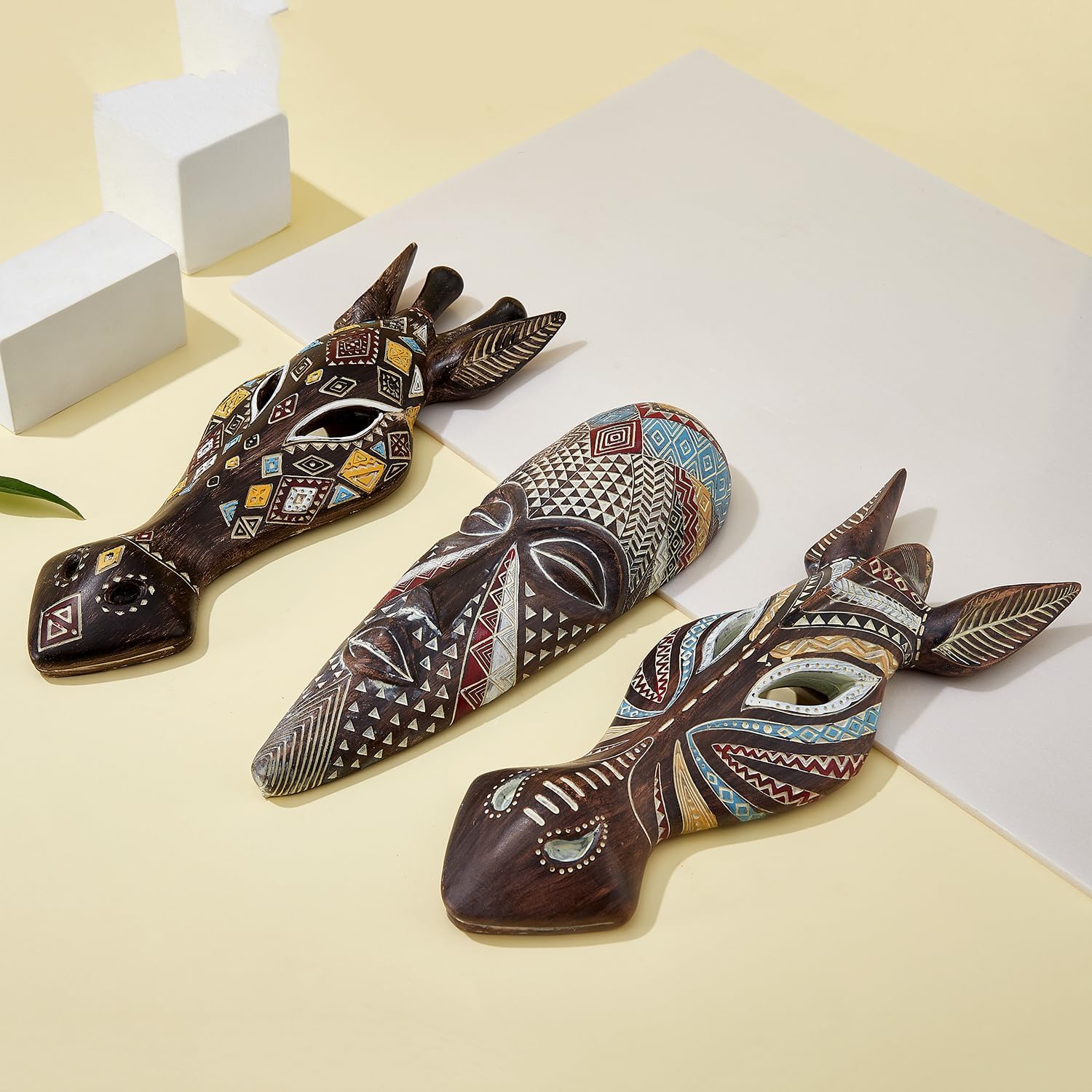 OTARTU African Animal Giraffe Wall Sculpture