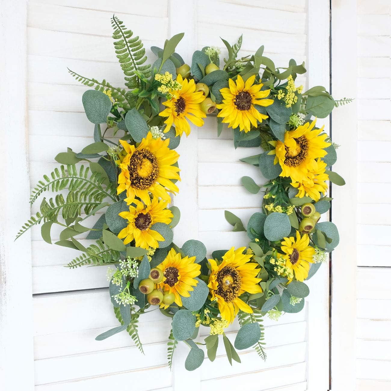 Idyllic 18 Inch Artificial Sunflower Wreath