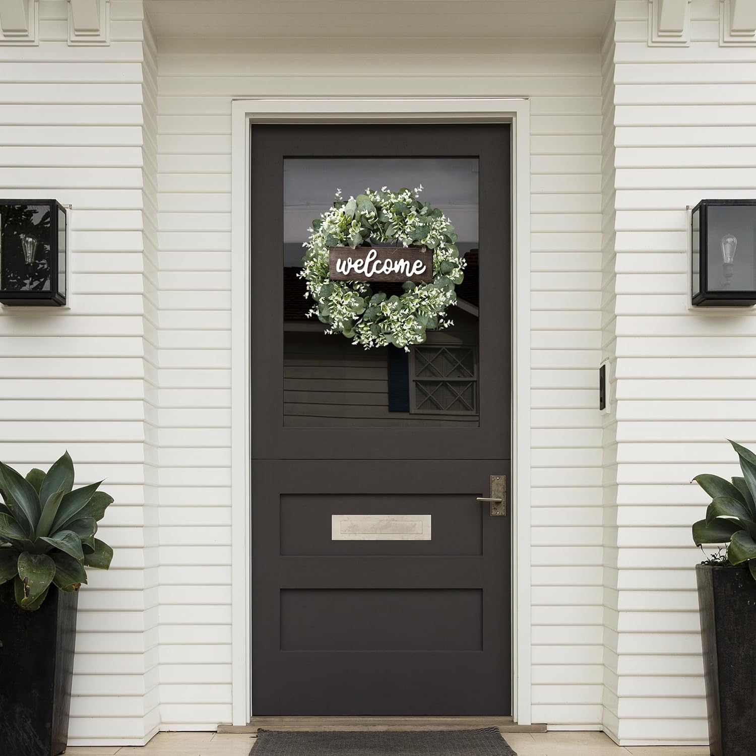 Sggvecsy 16in Artificial Eucalyptus Wreath with Welcome Sign