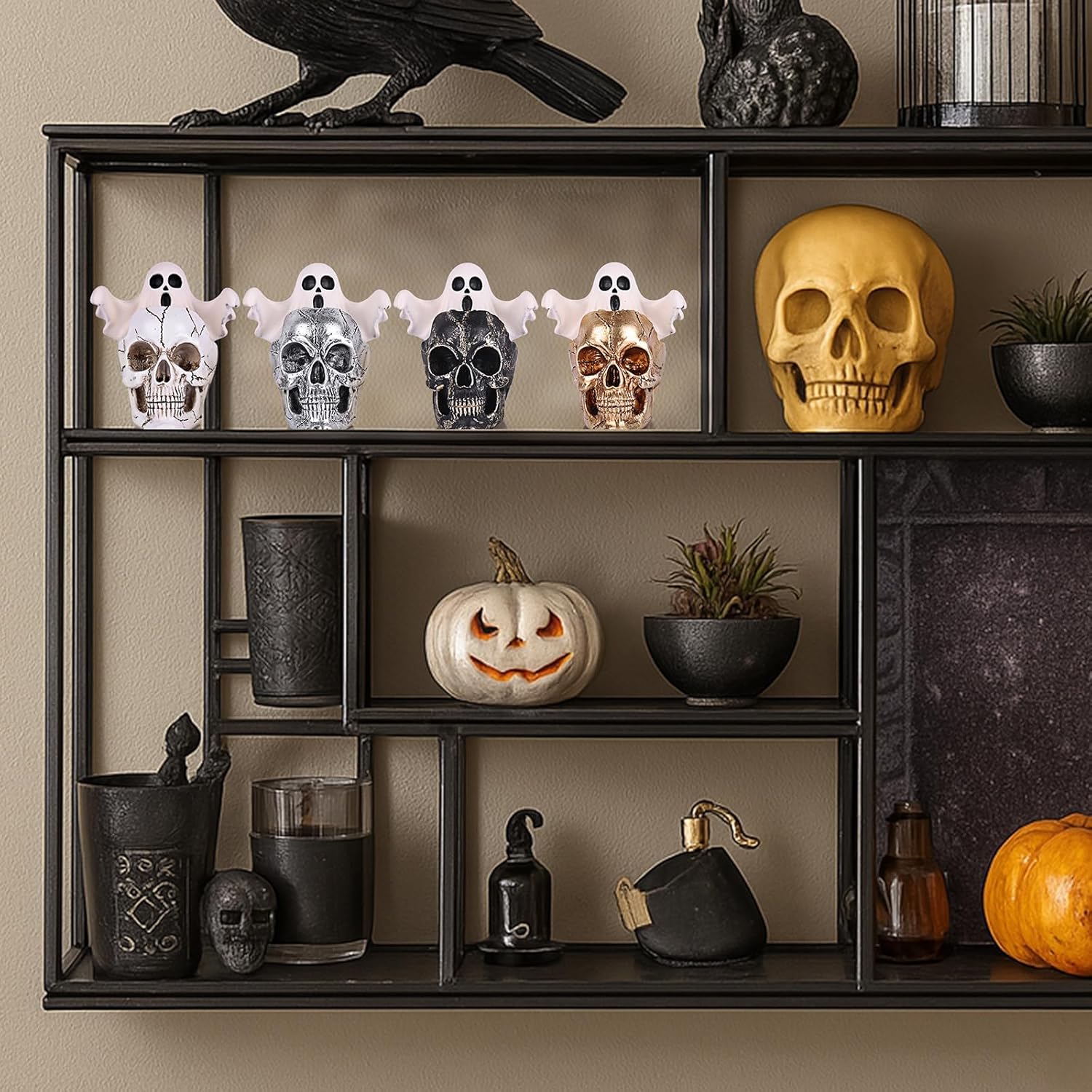 LCCCK Mini Skull with Ghost Halloween Decor Figure