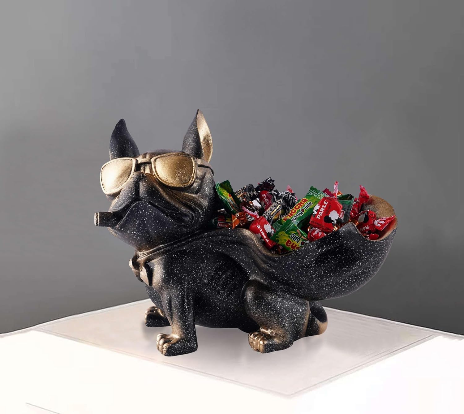 Vistora Cool Dog Resin Sculpture Showpiece with Tray